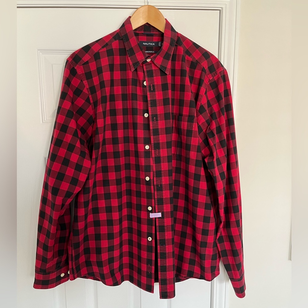 Nautica buffalo plaid casual shirt - Men’s Medium